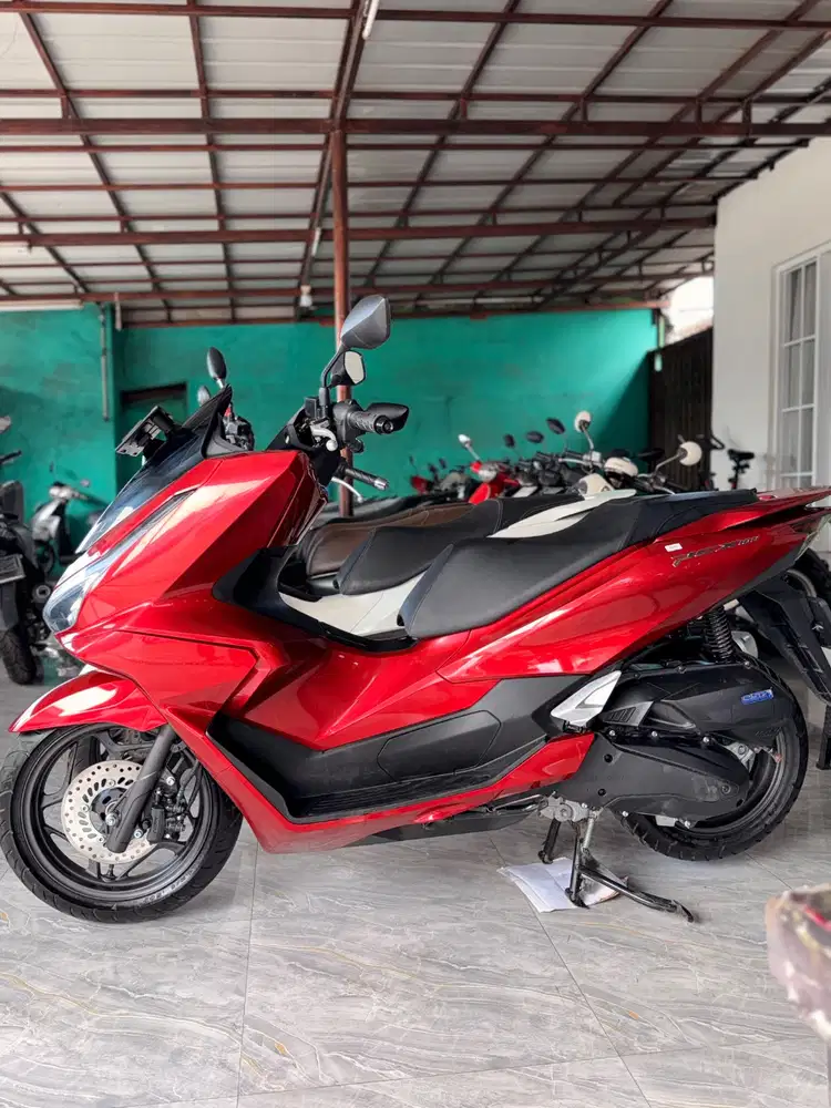 PCX 160 CBS 2025 CASH KREDIT SPAYLATTER GOOD CONDITION