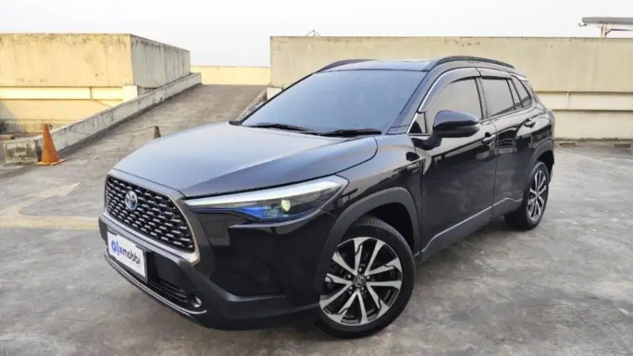 TERMURAH Toyota Corolla 1.8 Cross Hybrid Bensin-AT 2022 DFO B