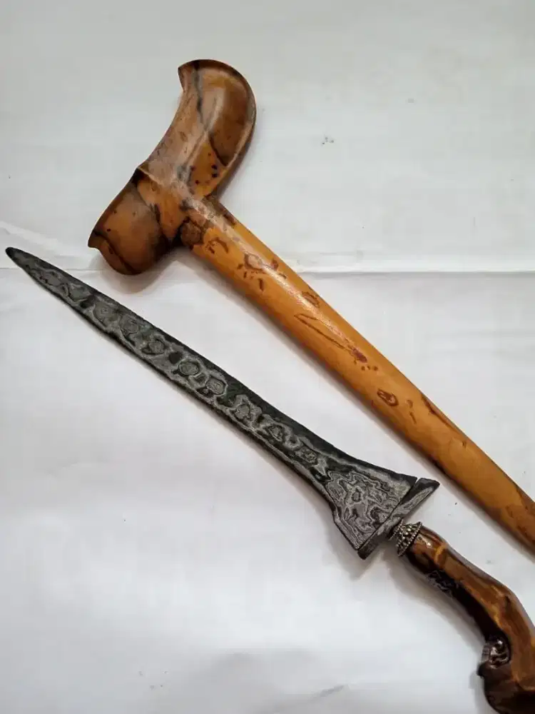 Keris Sepuh BROJOL pamor Melati sinebar Tangguh Majapahit ASLI