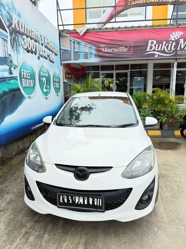 Mazda 2 R matic