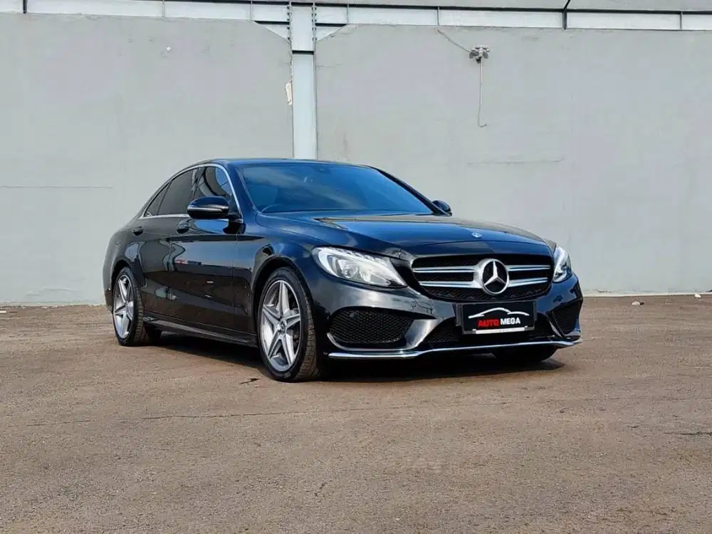 Mercedes Benz Mercy C200 C 200  ( W205 ) AMG 2017 Black on Black