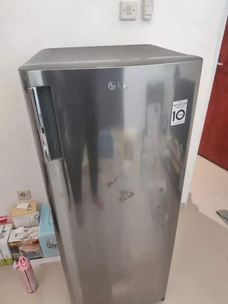 Freezer ASI LG preloved 8 tingkat second murah
