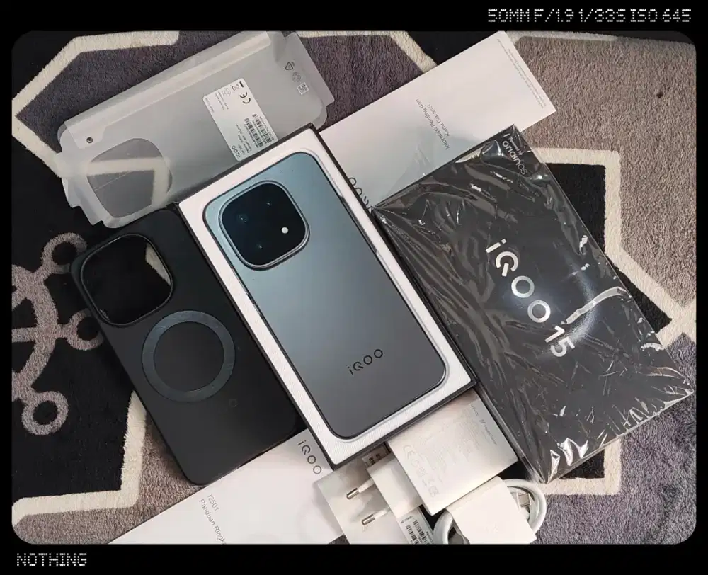 Iqoo 15 5G 16/512Gb Resmi