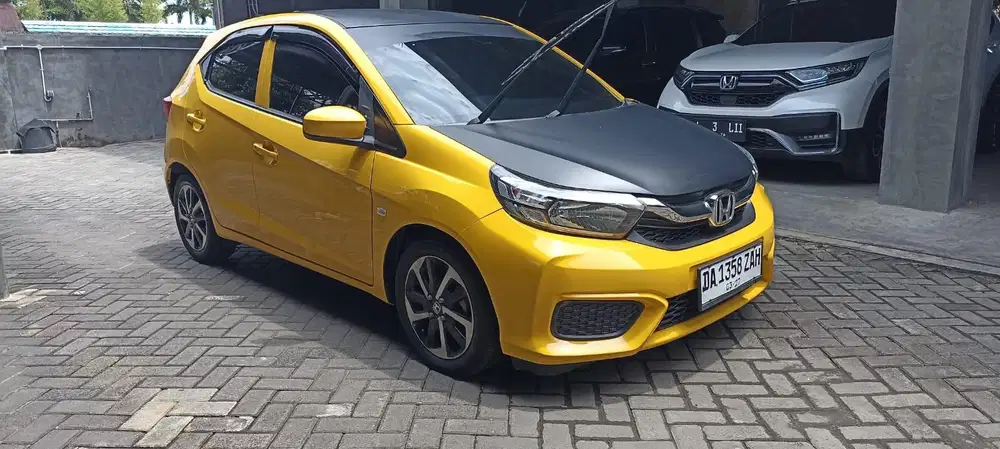 BRIO S 2022 MANUAL KUNING