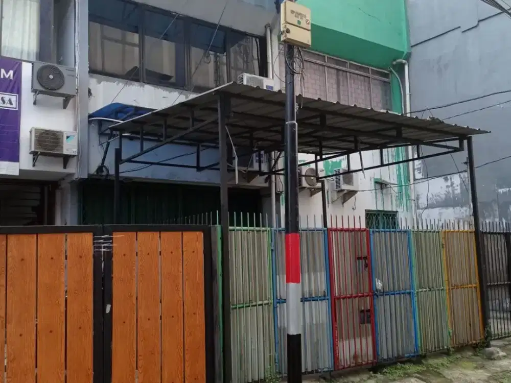 Siap Huni ! Dijual ruko di Jatinegara 2 lantai