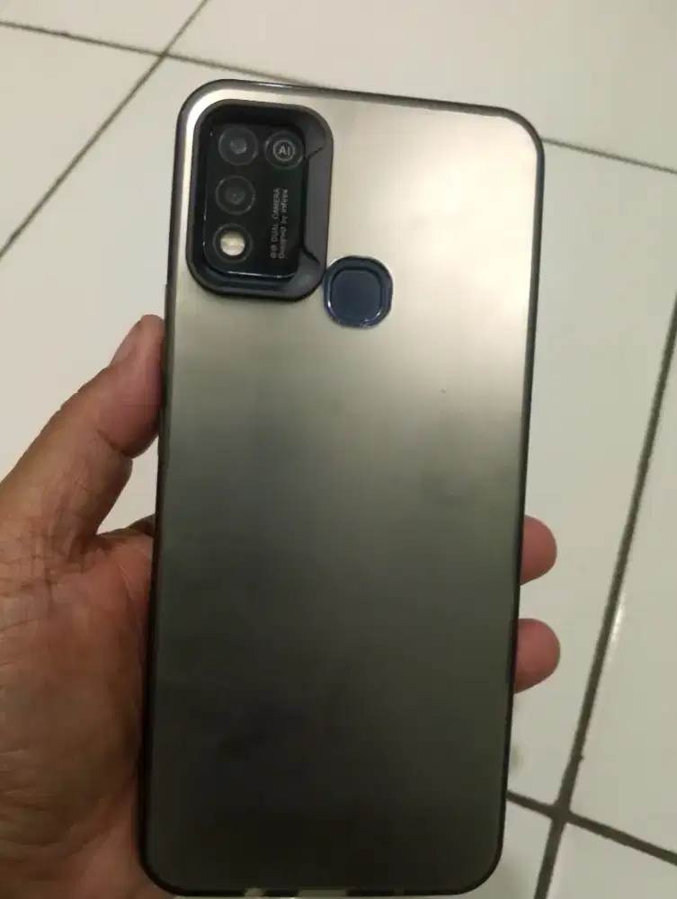 Infinik hot 11play ram 4/64gb