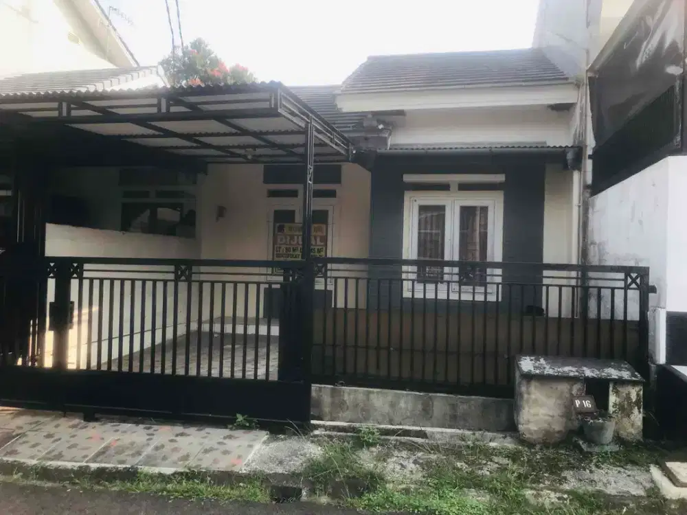 Dijual rmh di perumahan bogor park residence 
Luas tanah 90 
Luas bangunan 45 
SHM
Kmr tdr 2
Kmr mandi 1 
Dapur 
Ruang tamu
Carport canopi sudah dipagar 
Pdam 
Listrik 900watt
Lingkungan aman sejuk bersih terawat jalan row besar muat 2 mobil 
Pemandangan