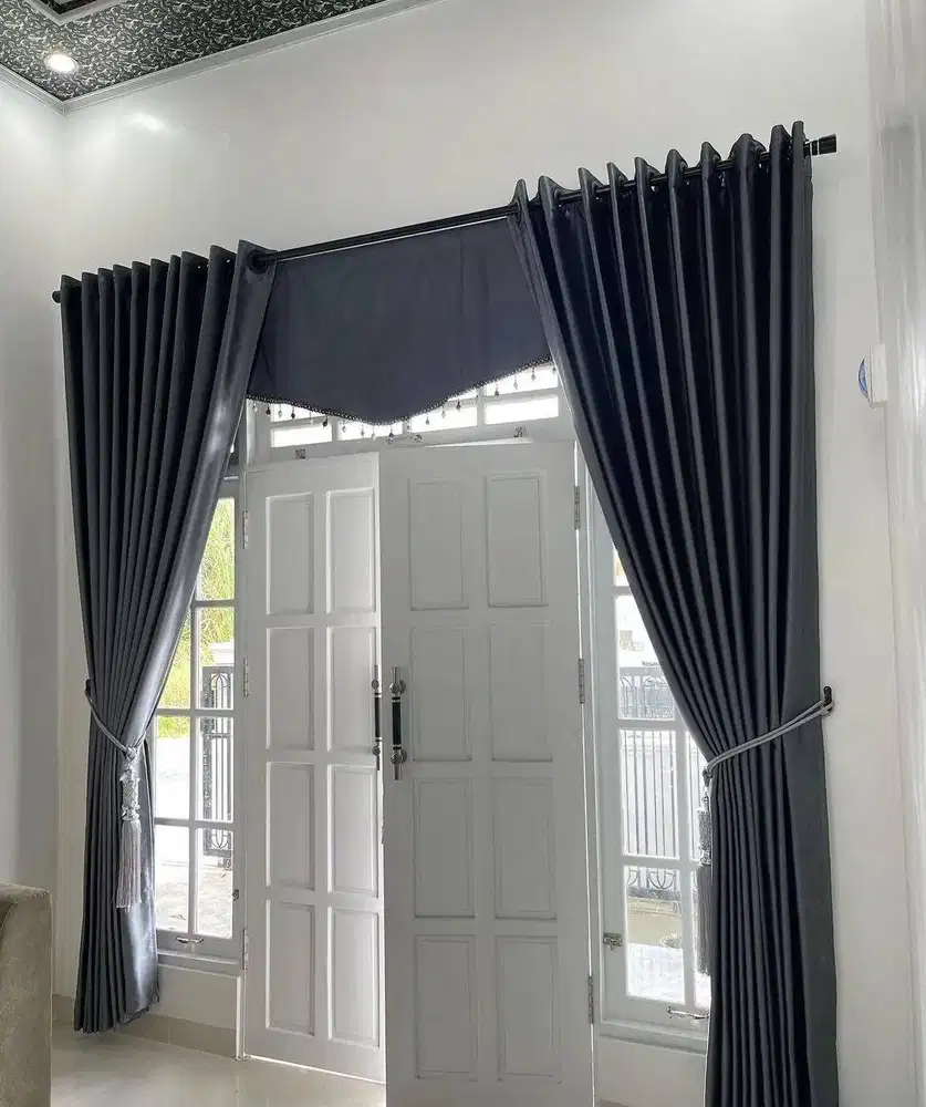 Jasa Pasang Gorden Custom Wallpaper Dinding 3D Gordyn Hordeng Korden