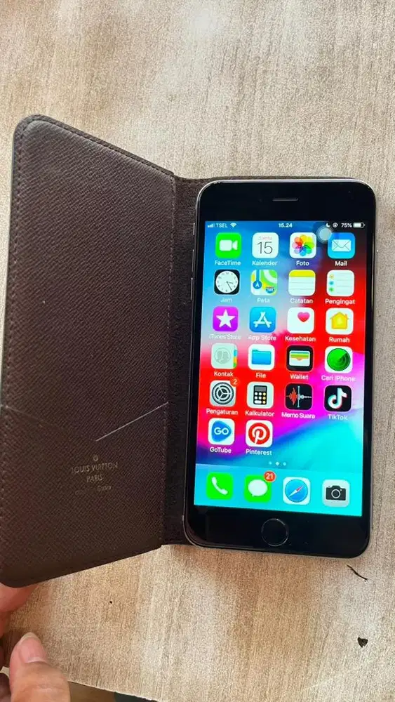 Iphone 6 plus 16gb silver ex perempuan