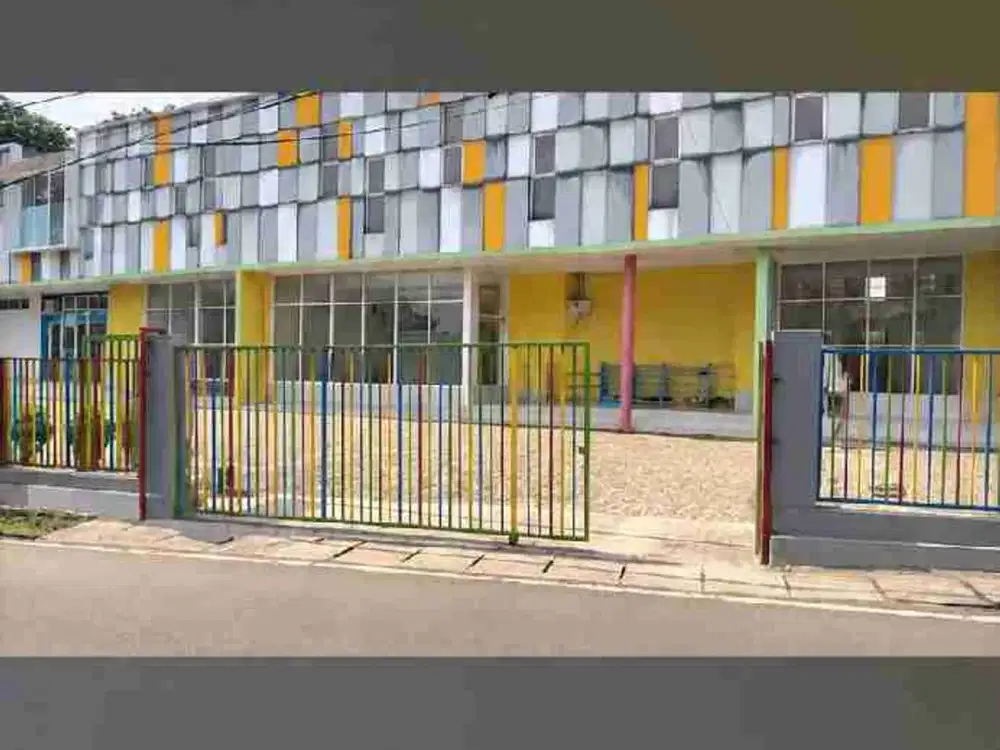 BANGUNAN EX SEKOLAH 2 LANTAI JUAL CEPAT