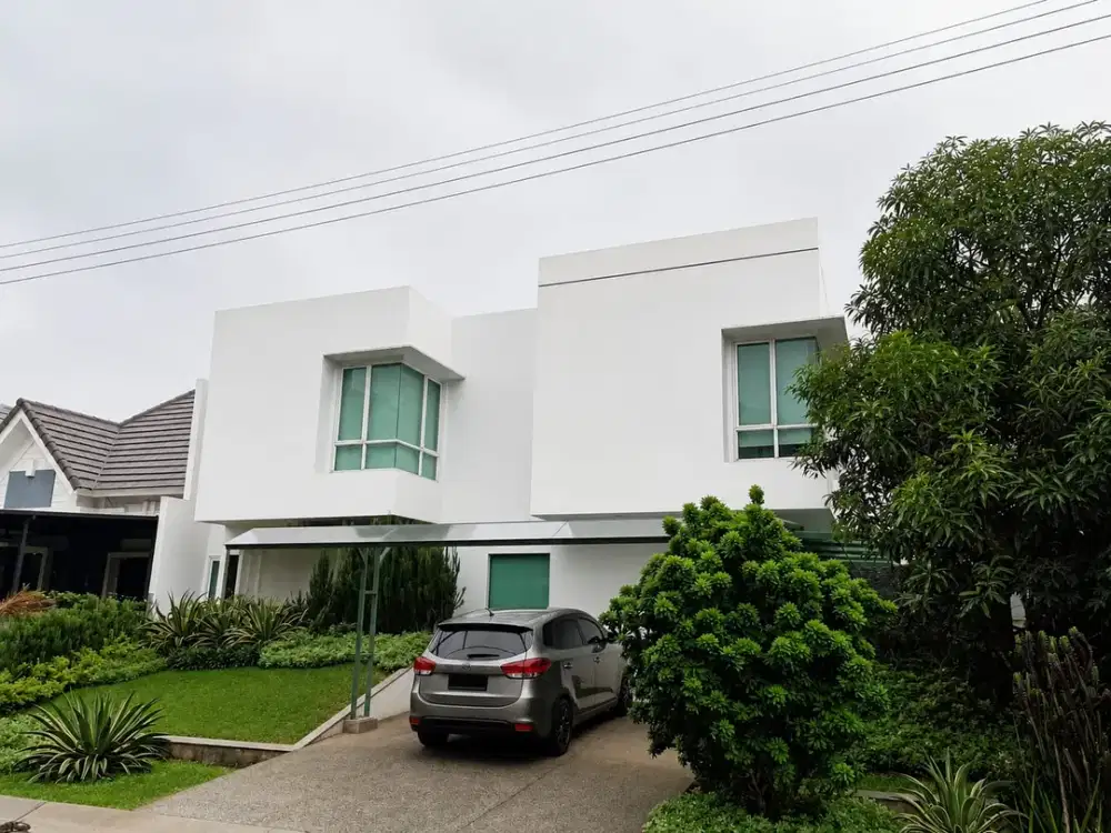 Di Jual Rumah Strategis di Riverside Bukit Golf