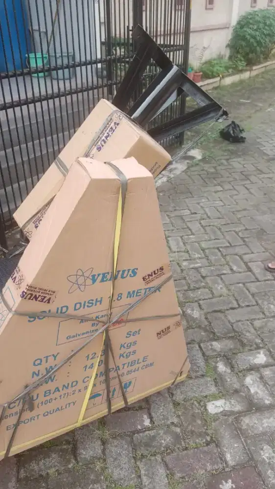Agen Pasang Parabola Venus Solid Jakarta Barat