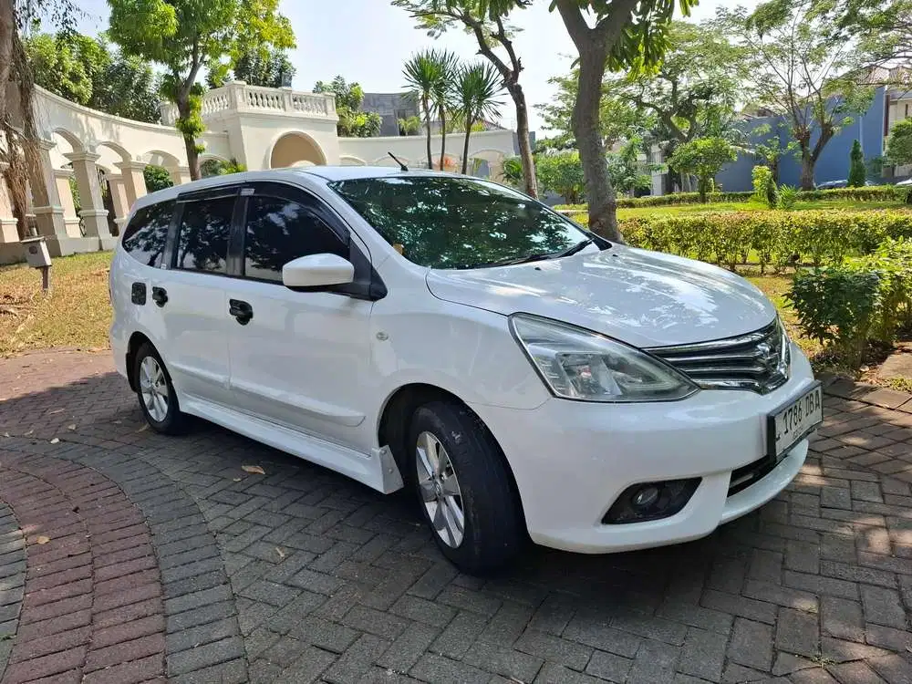 Nissan Grand livina 2015 Bensin