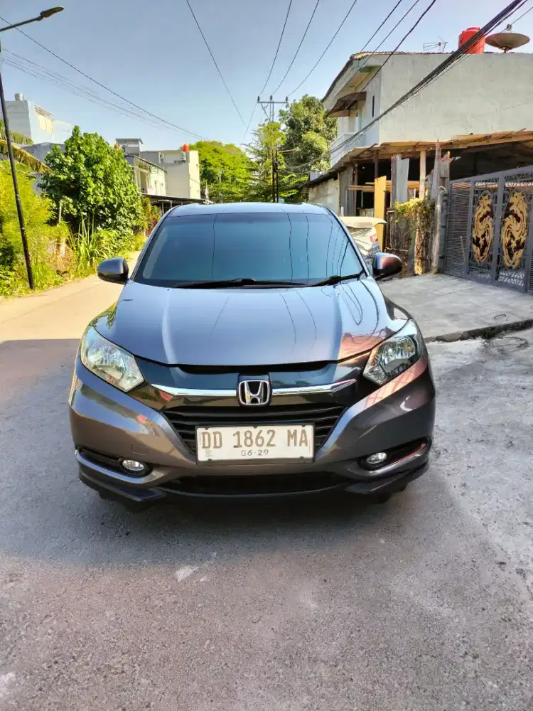 Honda HR-V 1.5 E CVT tahun 2016