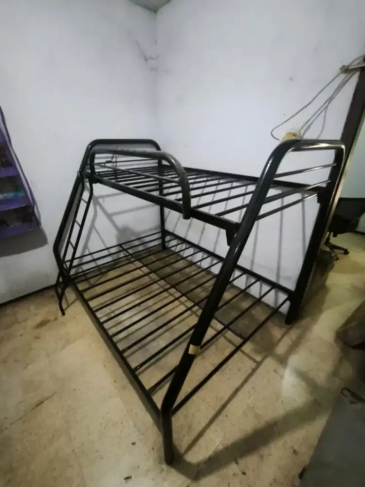 Kasur bertingkat merek bed bun masih kokoh