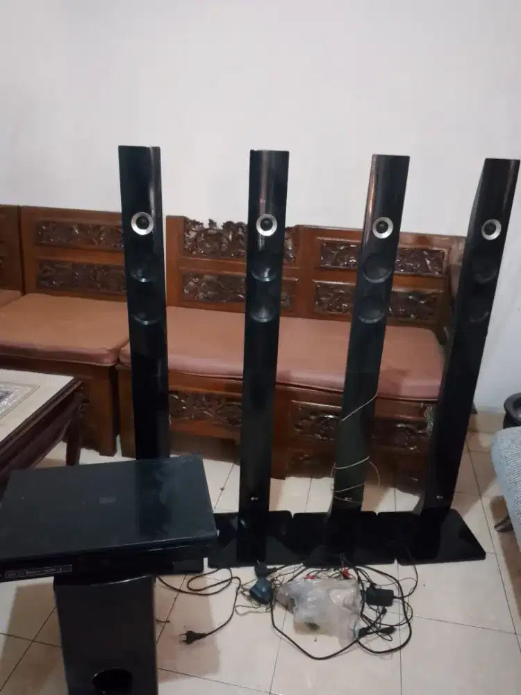 Sound System LG Bekas