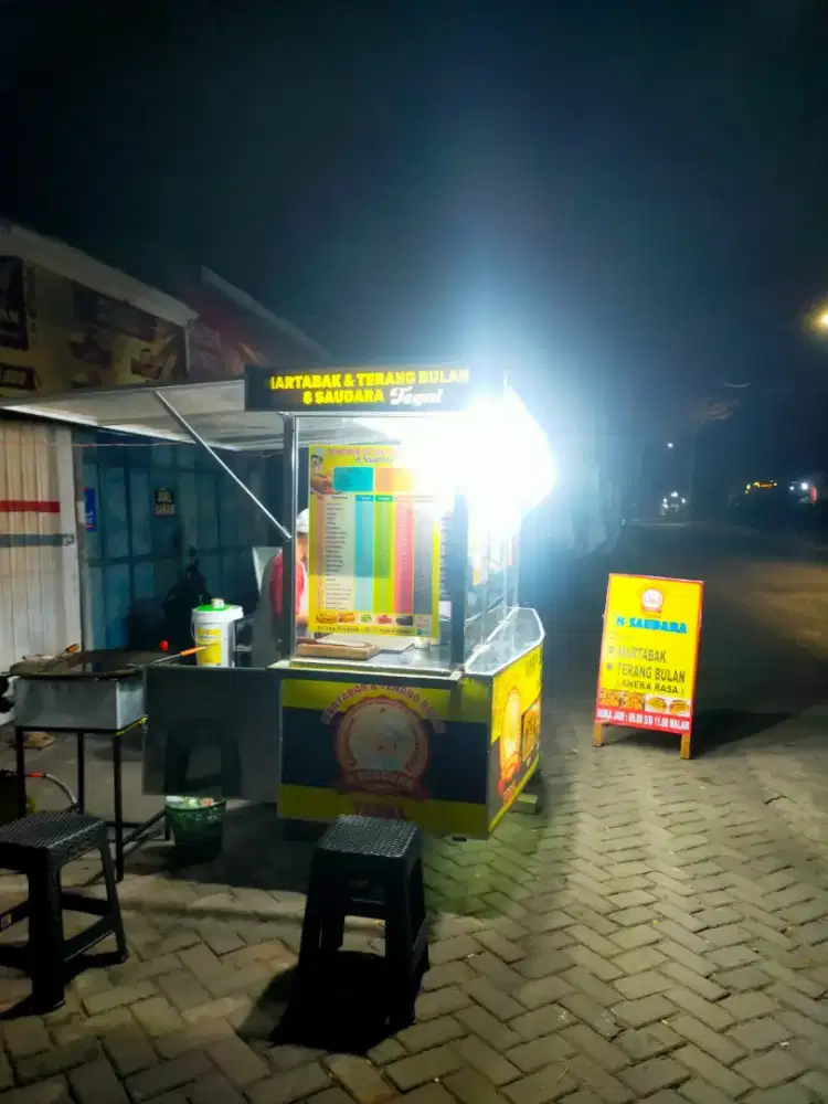 Bu  bismillahirrahmanirrahim di jual alat2 jualan martabak dan terangb