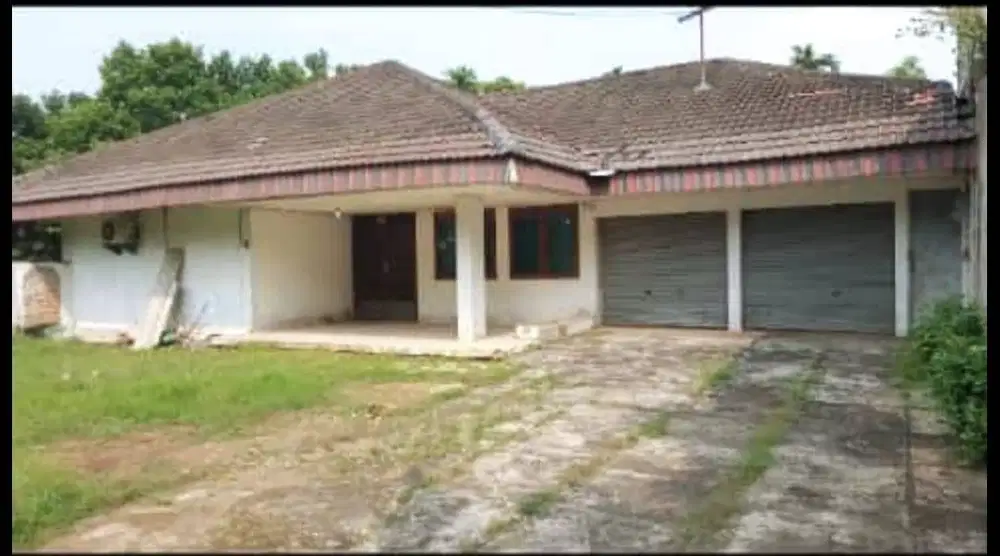 Jual tanah 1230m ( ada bangunan)