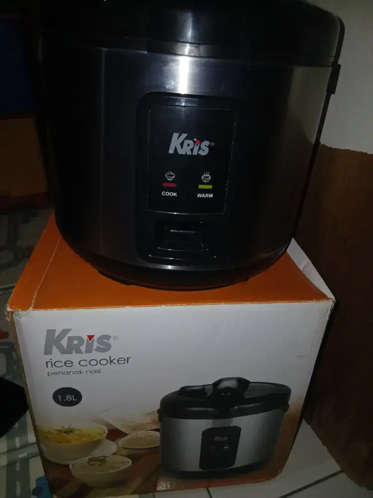 Kris Rice Cooker Deluxe 1.8 Liter Hitam 1,8 Krisbow