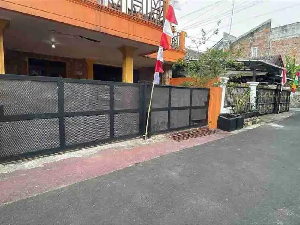 Rumah di Perumahan Candra Jatimelati pondok gede Bekasi