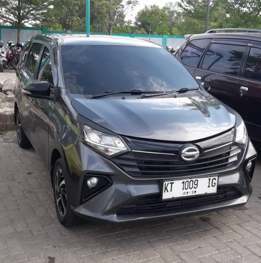 Daihatsu Sigra R Manual 2023 Mobil Pribadi Km 40Rb