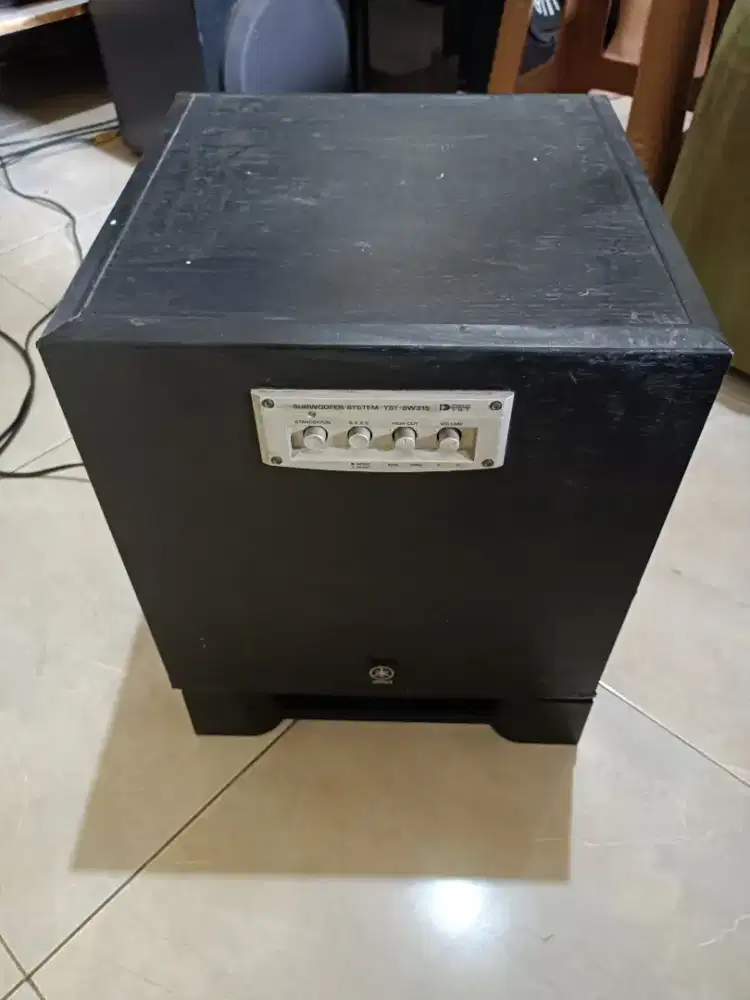 Speaker Subwoofer Aktif YAMAHA  subwofer active