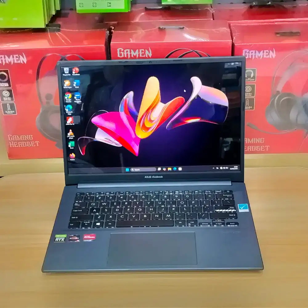 Laptop ASUS Vivobook M3401Q Ryzen 5 5600H 8GB 512GB NVMe RTX3050 Mulus