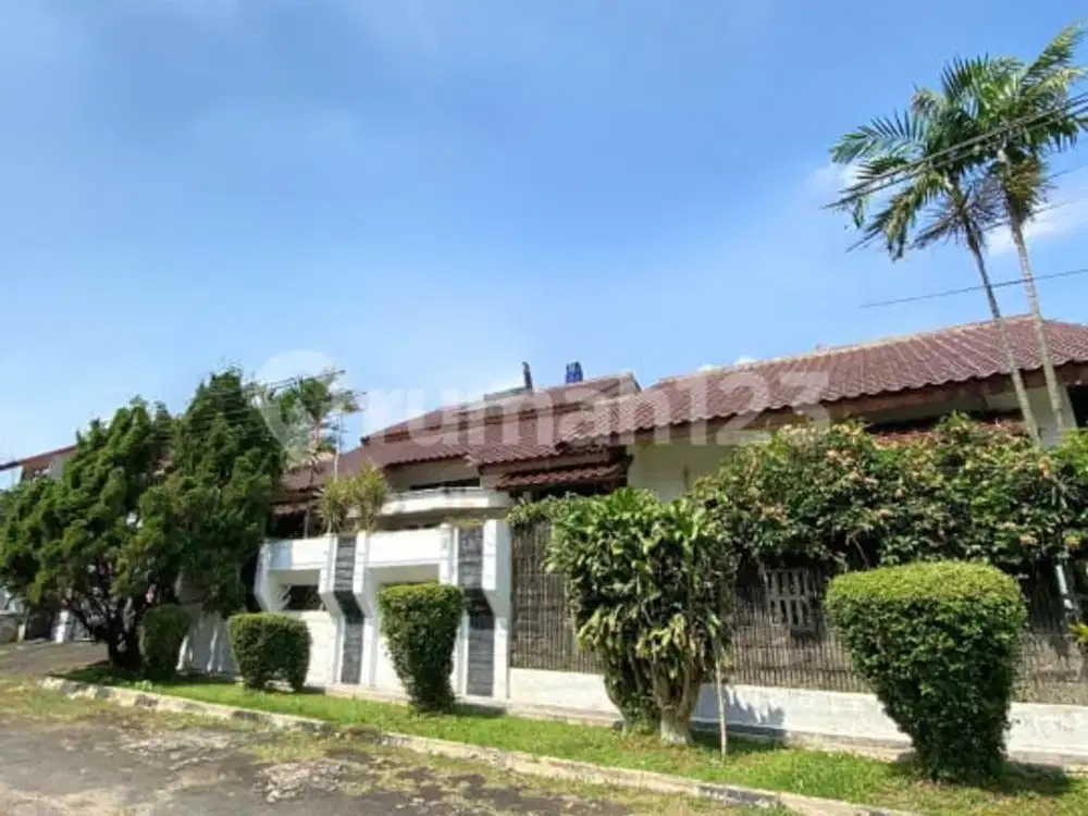 Rumah Luas 432m² di Cinere 1,5 Lantai Lokasi Strategis Dekat Akses Tol & Mall