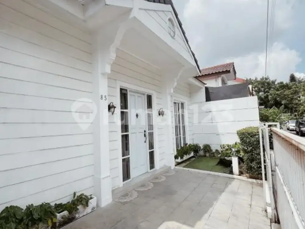 Rumah Modern Classic Full Furnished di Cinere Akses Mudah Ke Tol