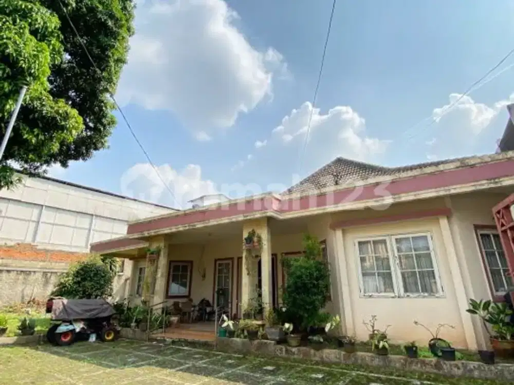 Rumah 2 Lantai Harga Menarik di Cinere Lahan Luas, Lokasi Strategis Dekat ke Tol