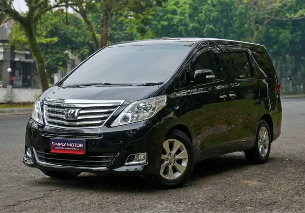 TOYOTA ALPHARD 2.4 G AT 2013