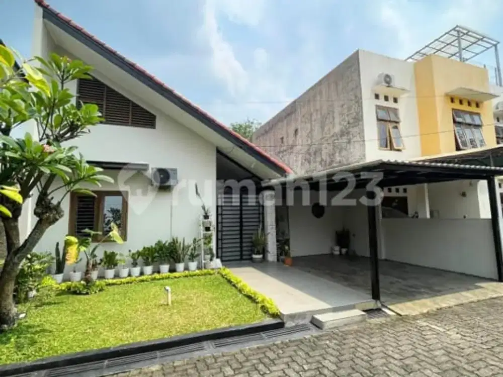 Rumah 1 Lantai Nyaman di Jagakarsa - Halaman Luas & Siap Huni