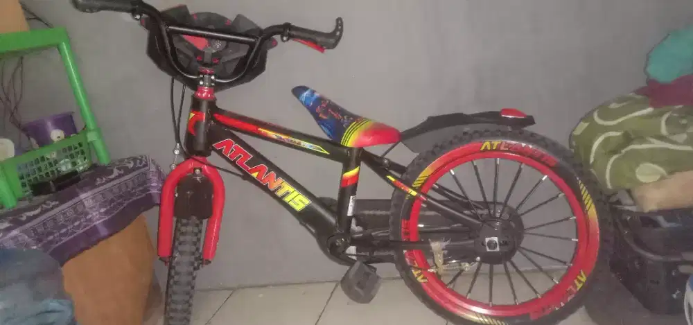 BU Jual cepat sepeda anak laki, 400 nego merk atlantis