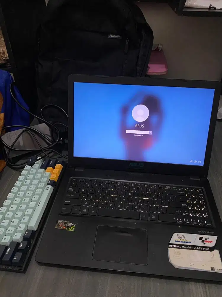 Laptop Asus Vivobook F570Z Second