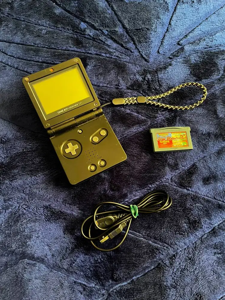 Nintendo Gameboy Advance / GBA SP AGS-001