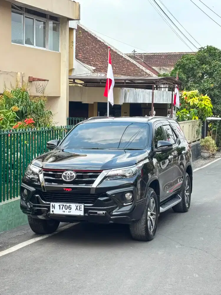 Toyota Fortuner VRZ TRD 2.4 2017 Matic