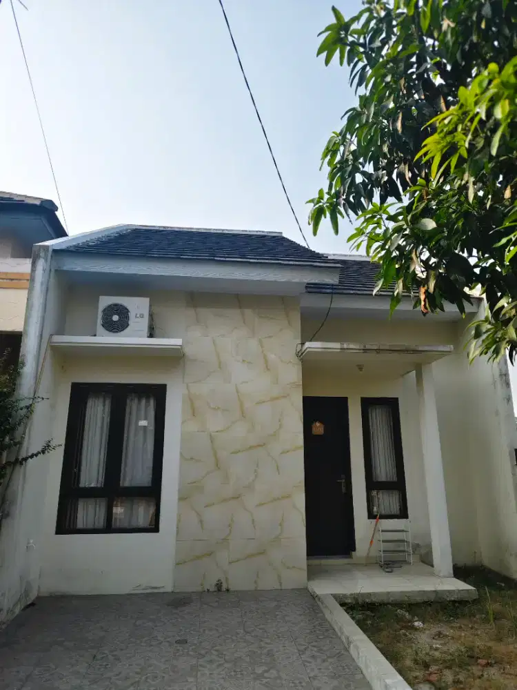 Kontrakan Rumah Full furnished KT 2 KM 1