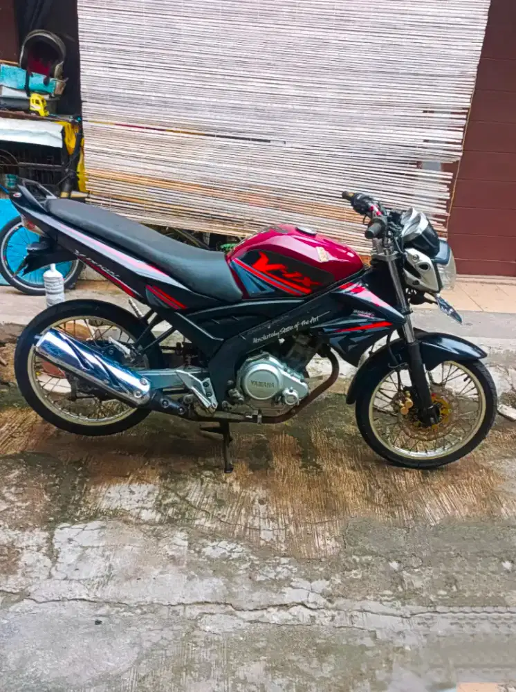 Yamaha Vixion 2012 Lengkap Plat Hidup siap pakai