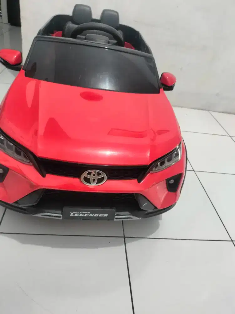 Mobil aki Fortuner ban karet puas jrang pkai .