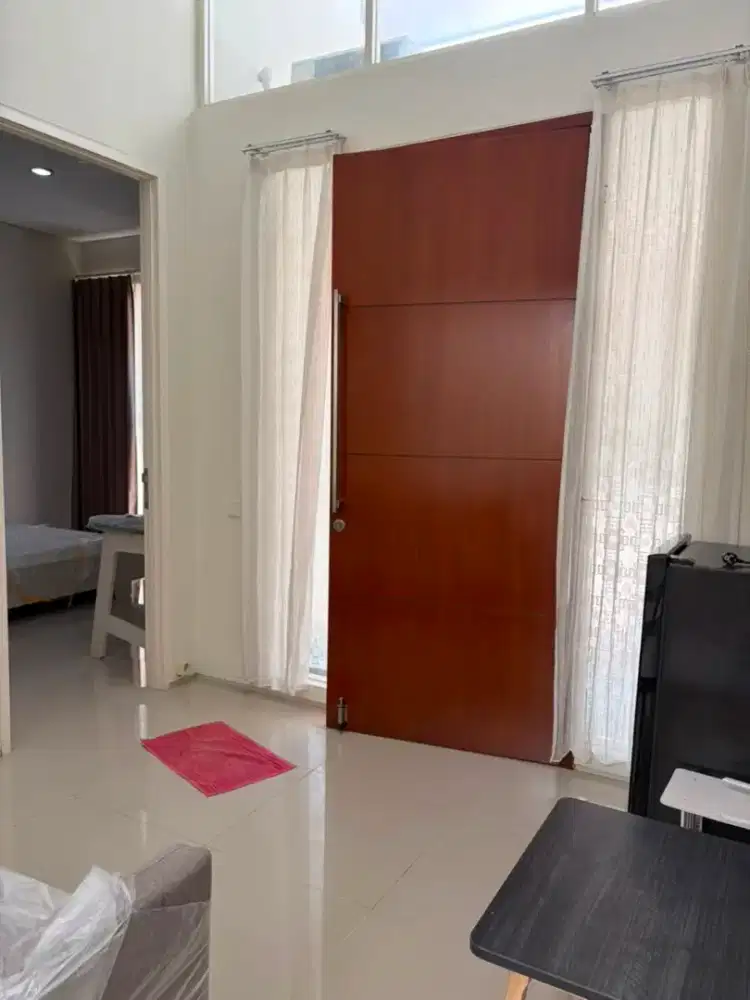 DiSewakan Rumah Second Furnished di area Northwest, Citraland, Sby