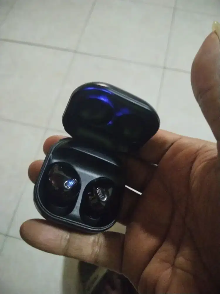 Samsung buds pro