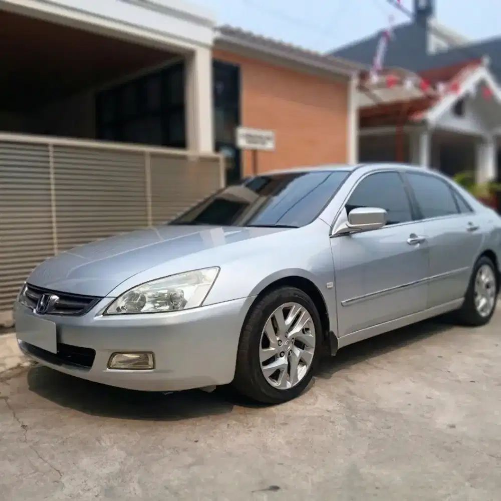 JUAL MOBIL HONDA ACCORD 2006
