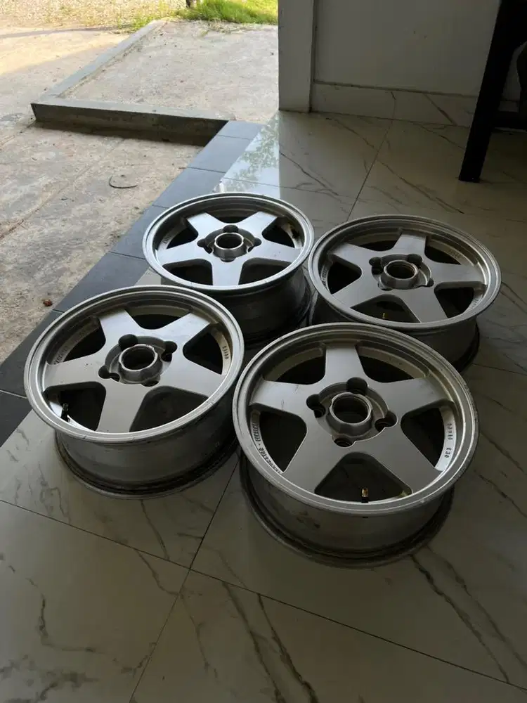 Velg Ori R14 Made In England Compomotive
