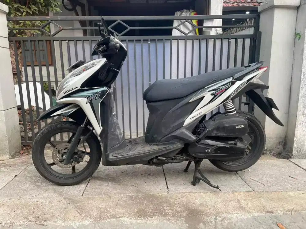 Jual murah vario kzr 2012 siap pakai orsinil siap pakai
