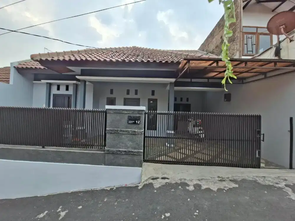 DISEWAKAN RUMAH TINGGAL