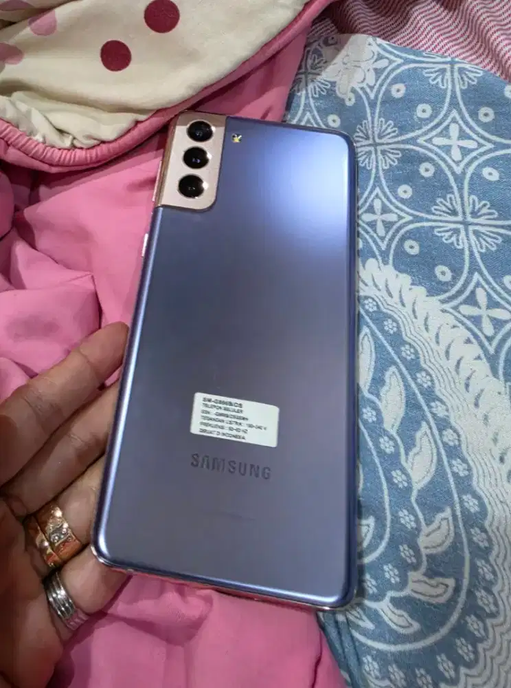 Samsung S21 Plus... seken, mulus, masih bagus banget