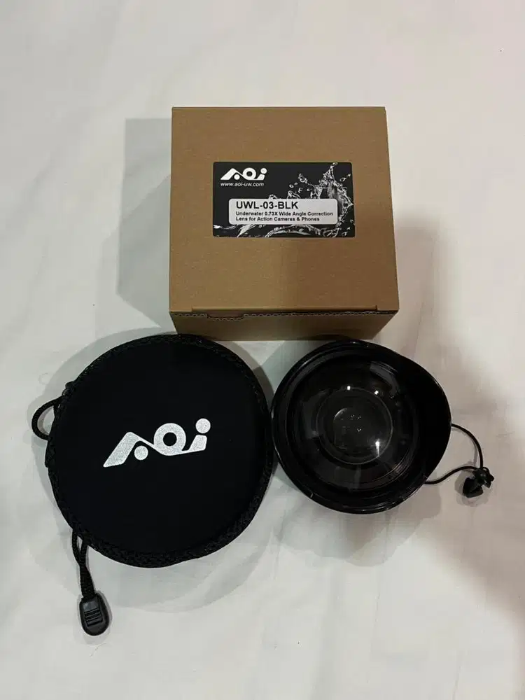 AOI UWL-03-BLK Underwater Wide Angle Lens 0.73X + Box