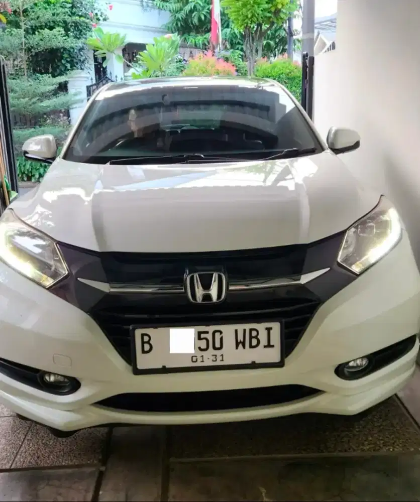 Jual Honda HR-V Prestige AT 2016 (NIK 2015)