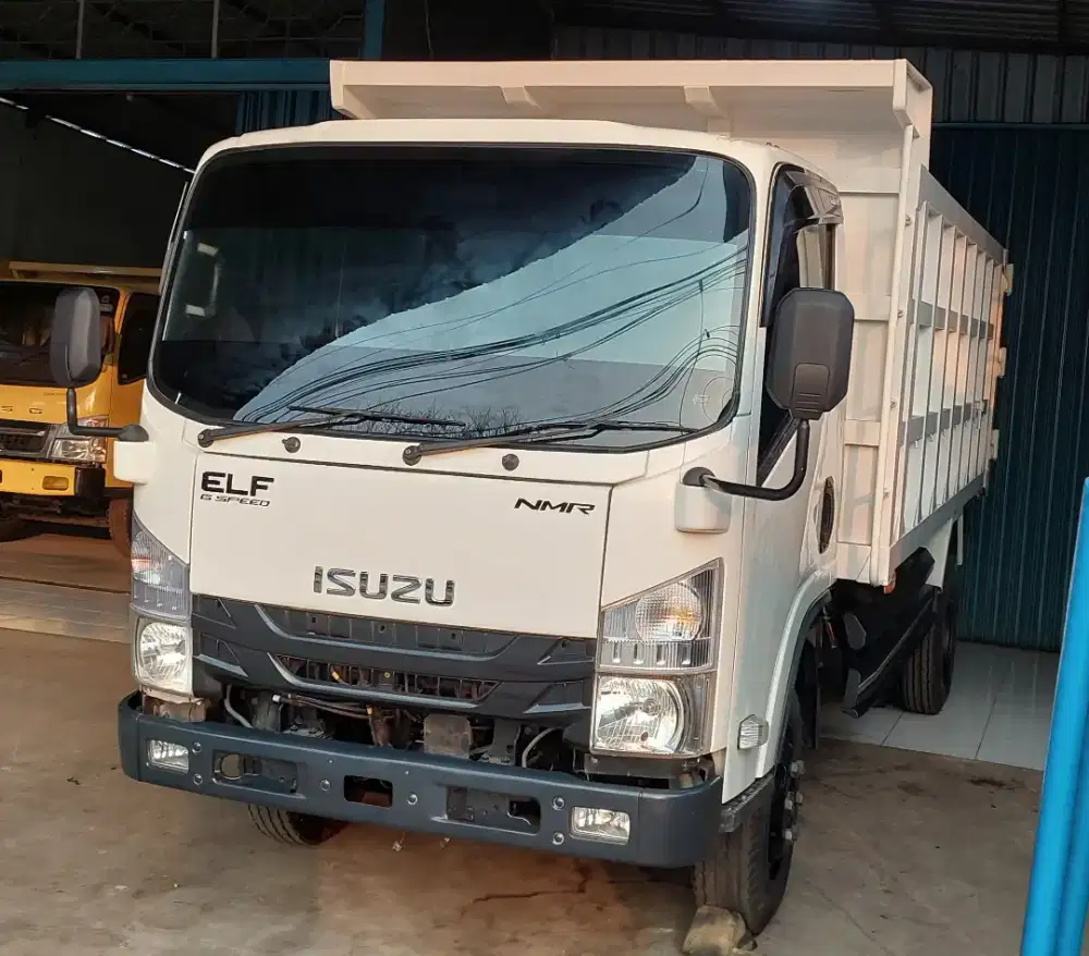 Dump Truk ELF NMR HD 6.5 2024 super istimewa