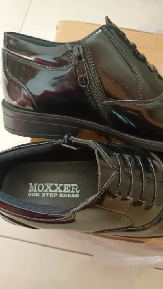 Sepatu PDH Kilat Murah
